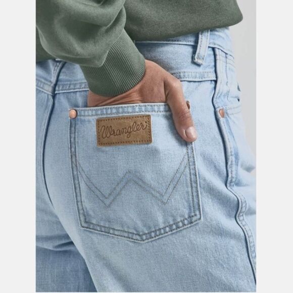 Wrangler Worldwide 661 High Rise Wide Leg Light Wash Blue Denim Size 31 New - Picture 3 of 11